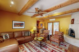 Susan's Hideaway Unit B